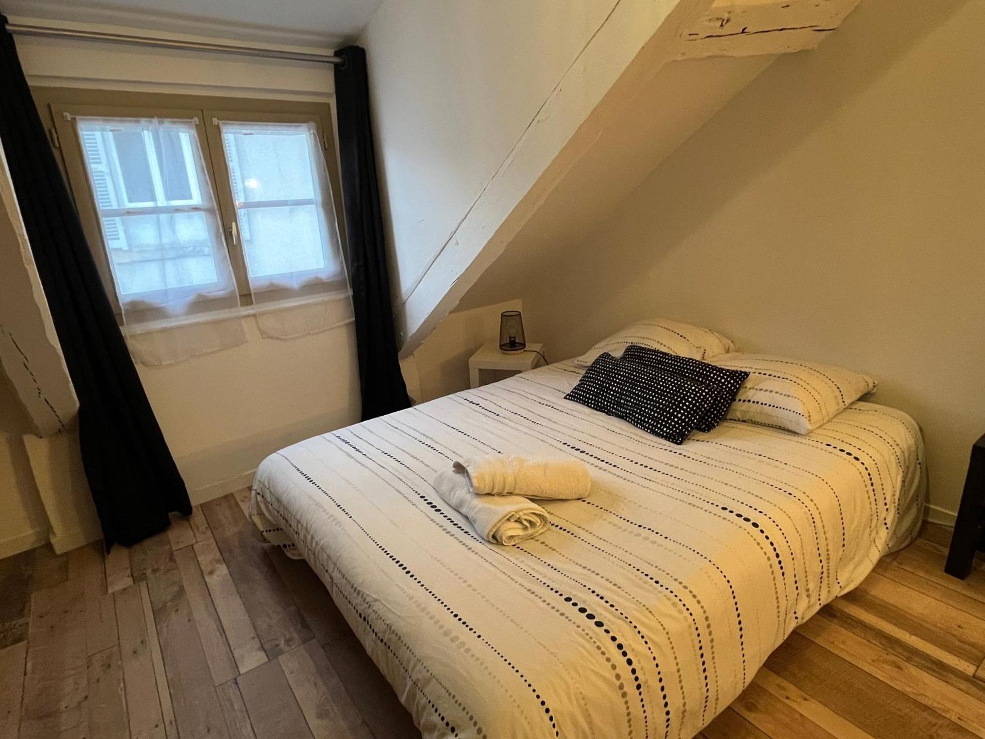 Residence 3 Studios De Charme Dans Centre Proche Cathedrale, Parking Possible A Prox Ορλεάνη Εξωτερικό φωτογραφία